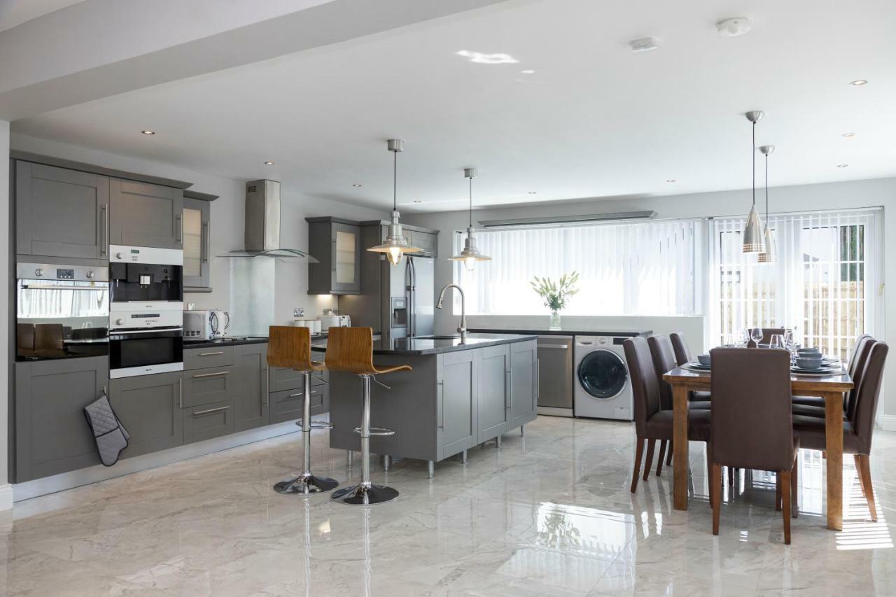 Chestnut House, Beautiful, Spacious & Comfortable Belfast Exterior foto